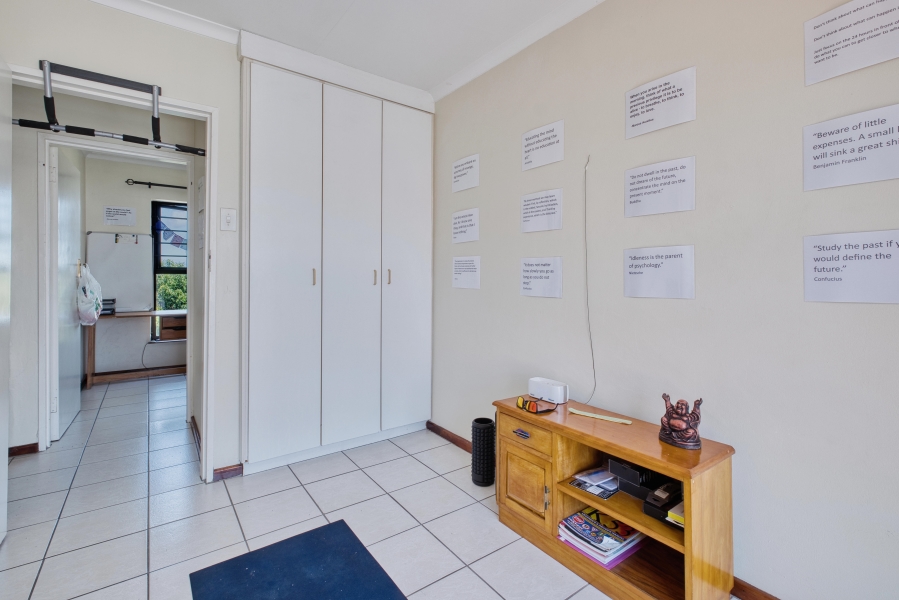 3 Bedroom Property for Sale in Humewood Eastern Cape